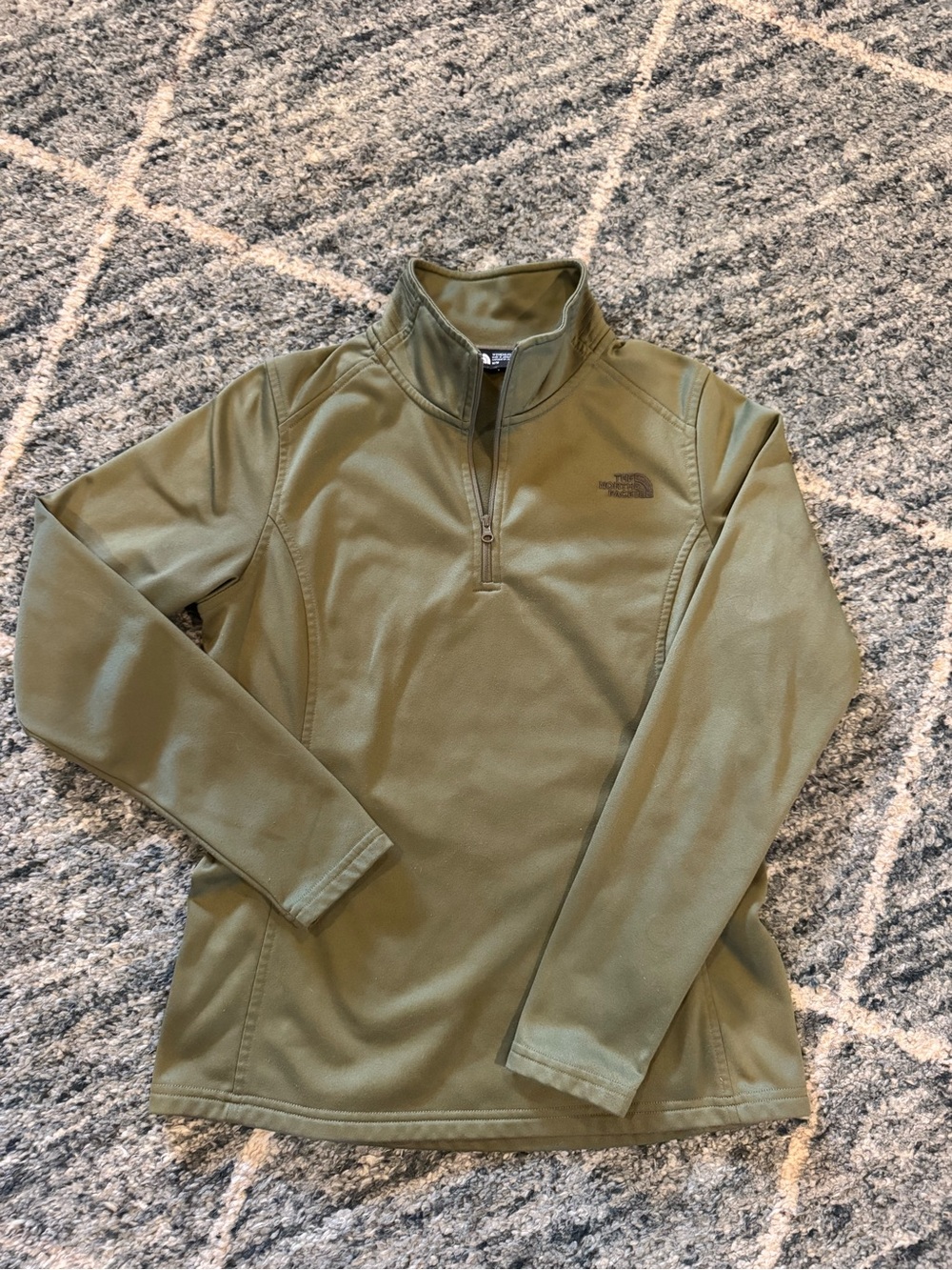 The North Face Women's Olive Green Quarter-Zip Pullover Fleece
